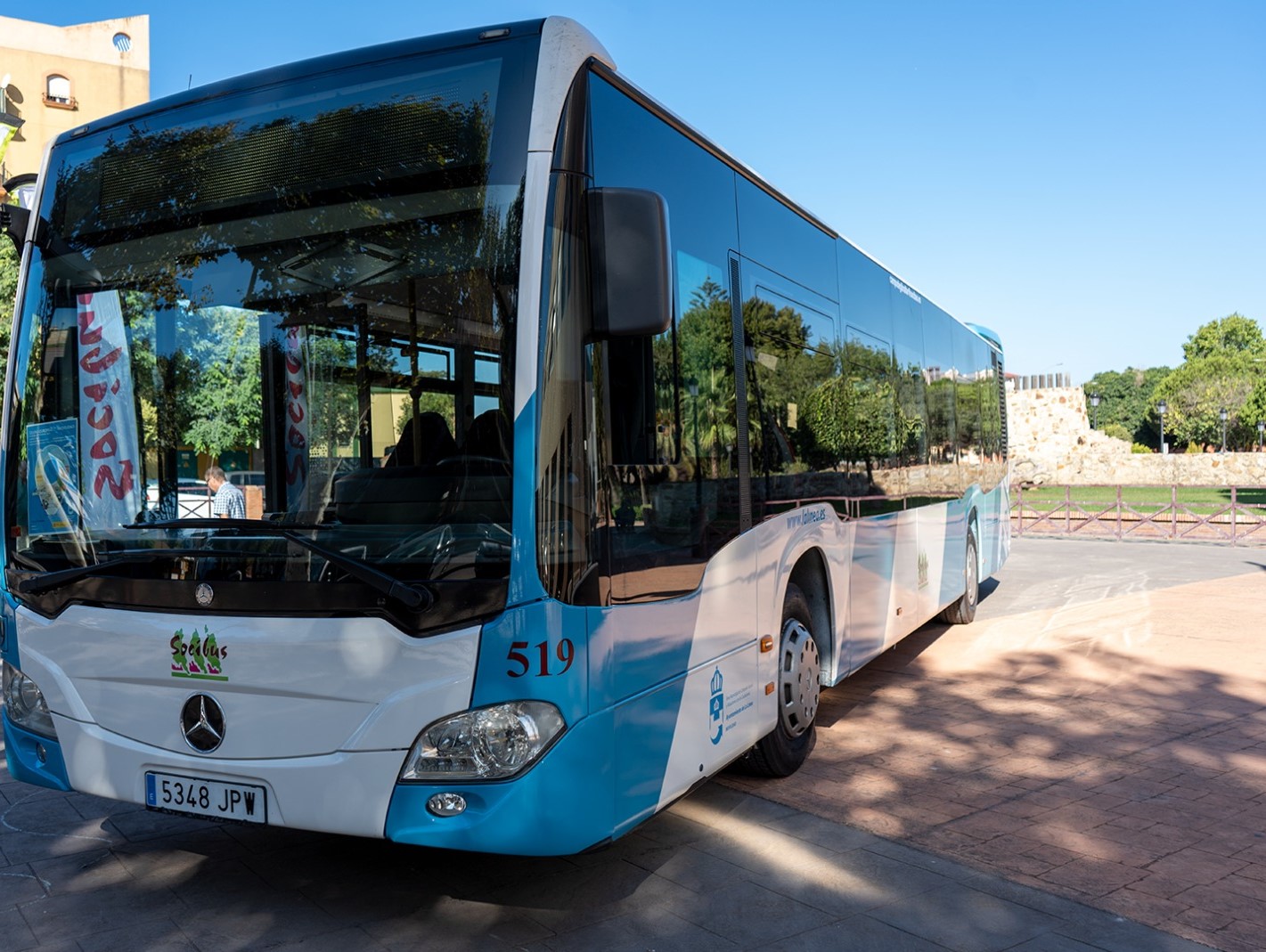AUTOBUS