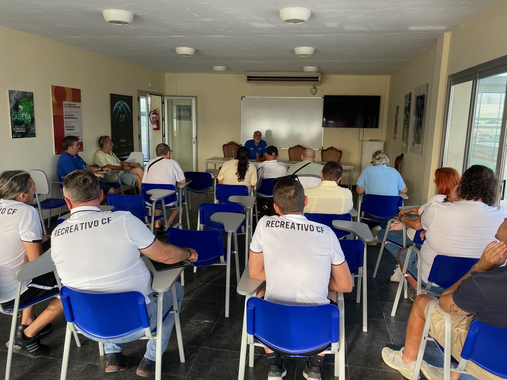 REUNION CLUBES DE FUTBOL