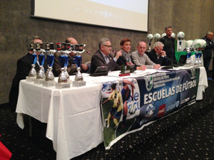 Clausura Dos Orillas 2