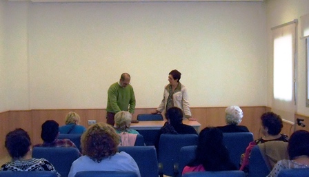 charla en centro Atunara
