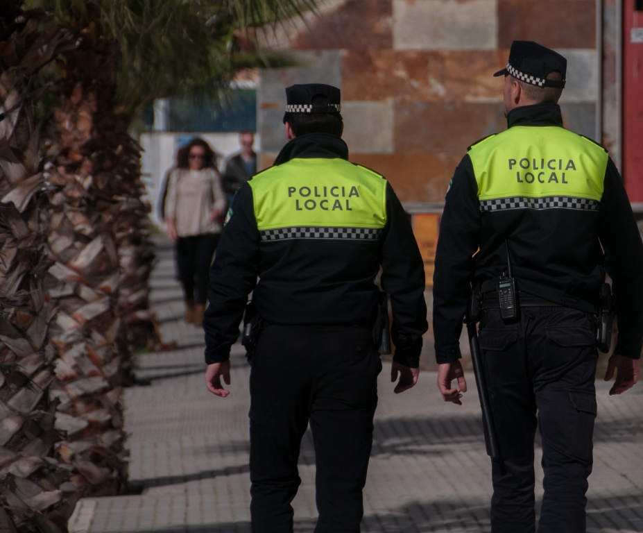 polilocal calle