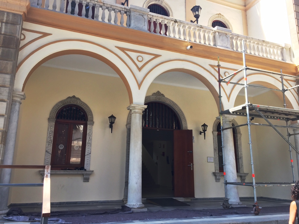 pintado fachada museo cruz herrera