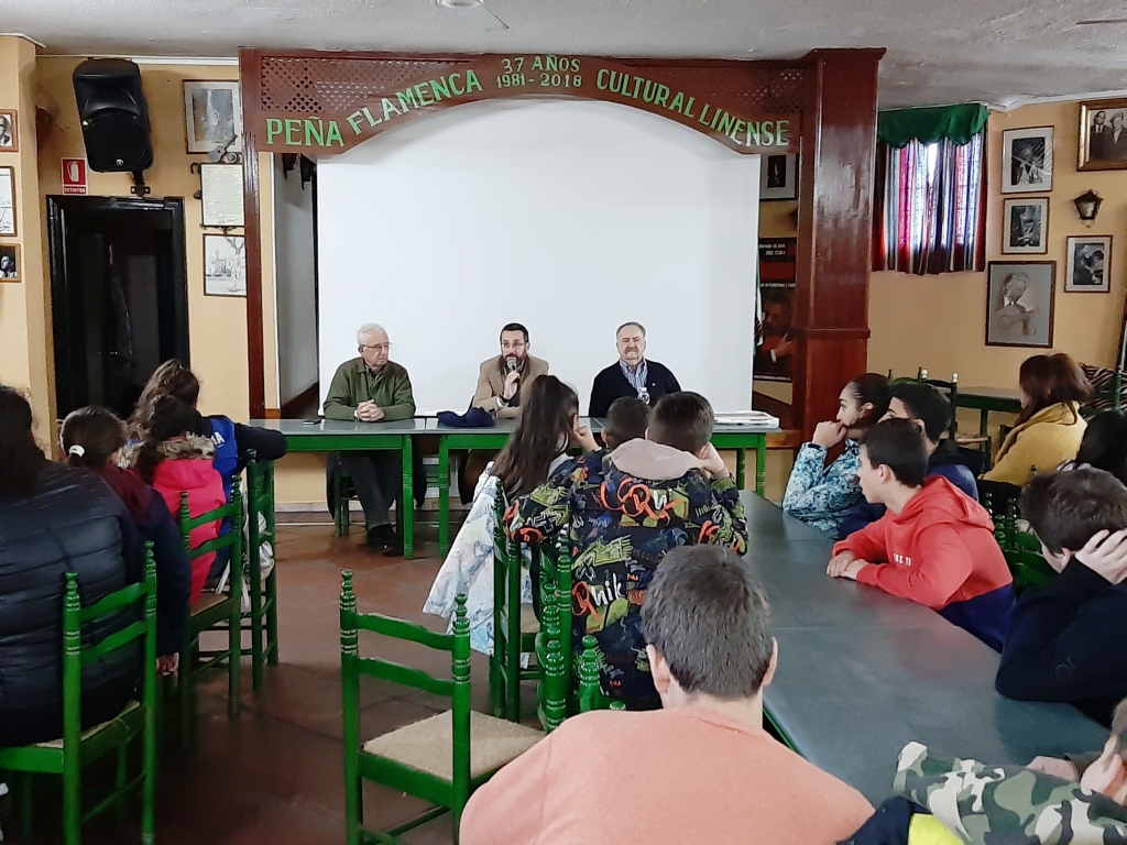 ALCALDE EN PEÑA FLAMENCA