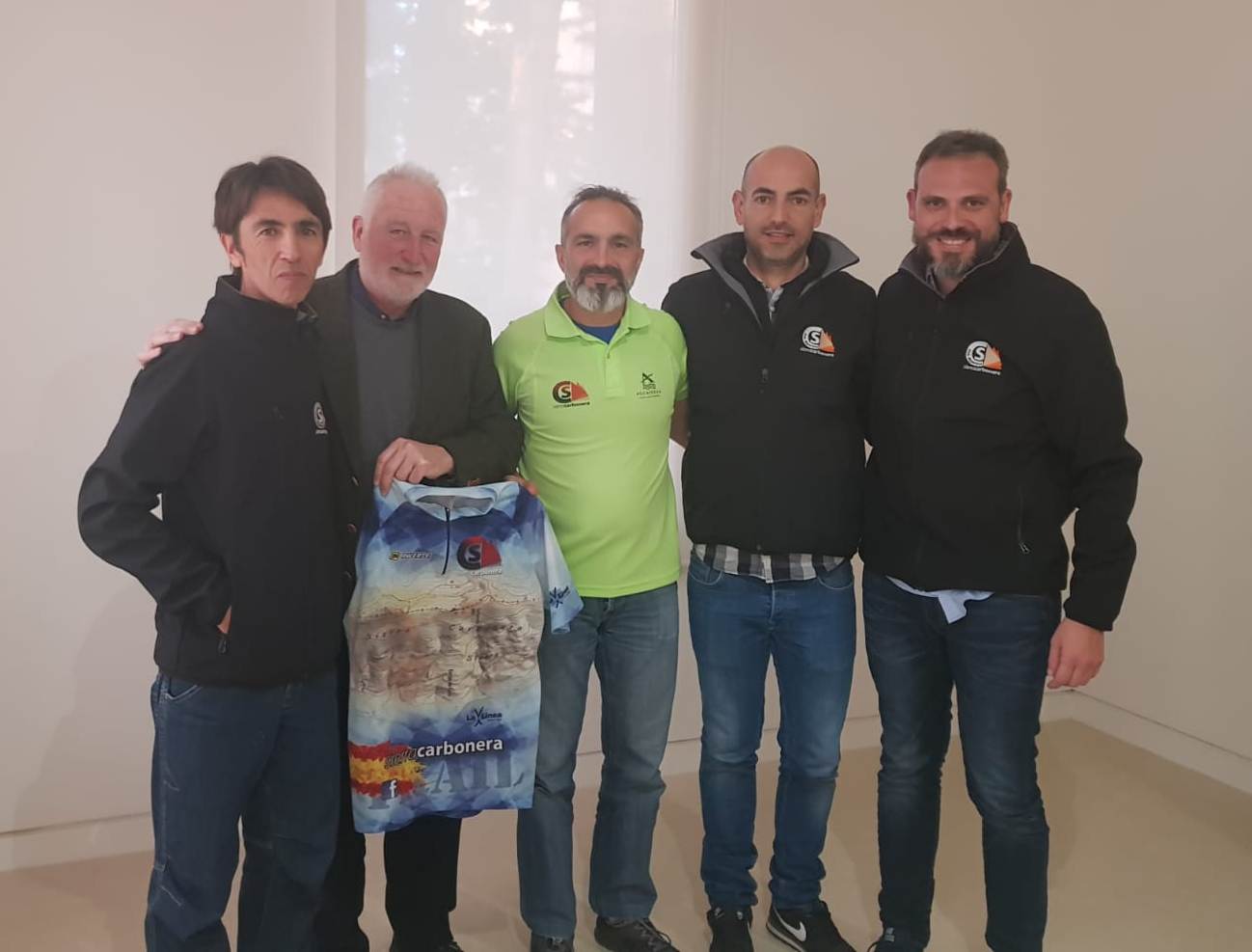 Helenio Fdez y Club Sierra Carbonera