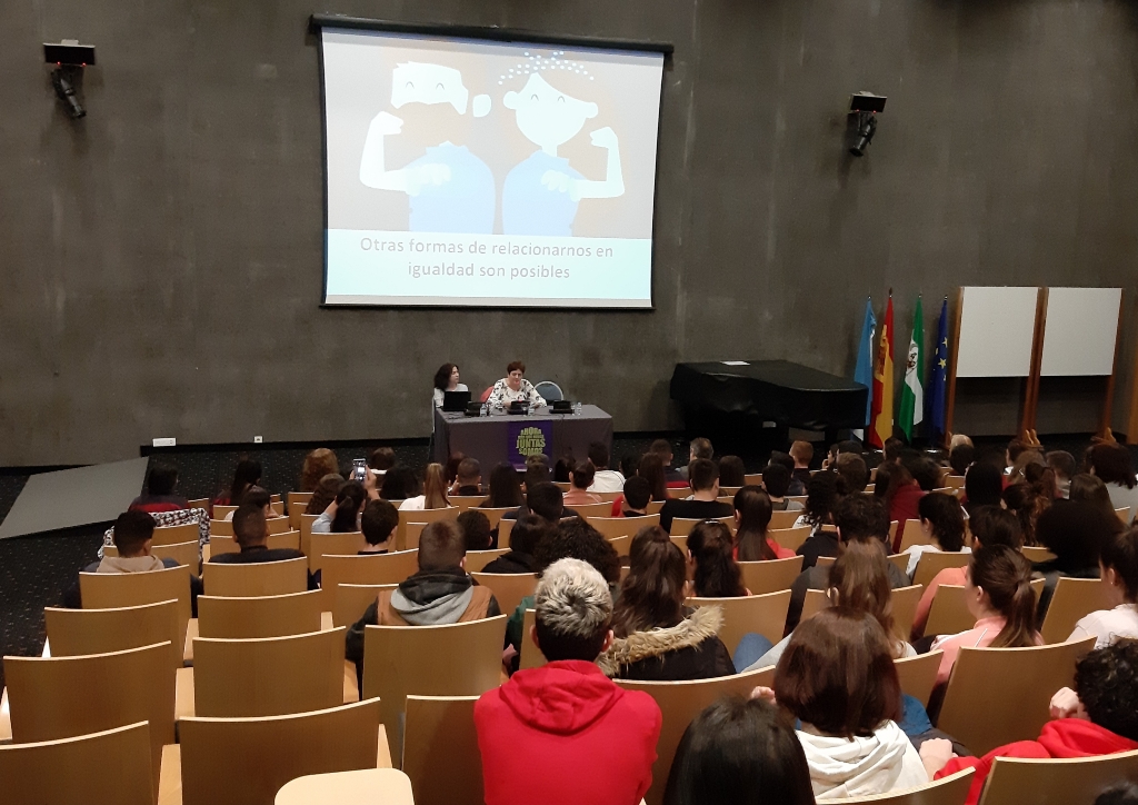 Acto Día Intenacional Mujer Institutos