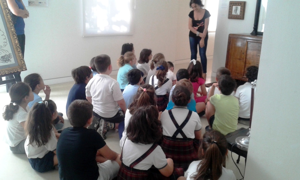 Niños en Museo Cruz Herrera