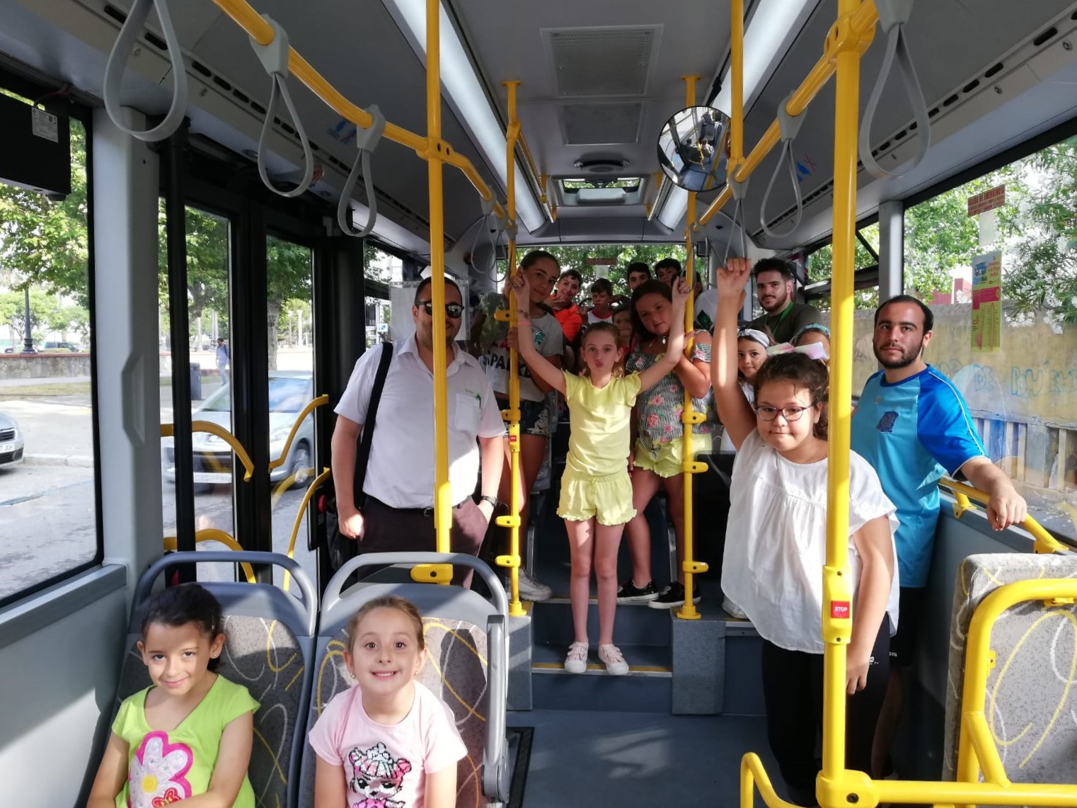 Campamento juventud autobus