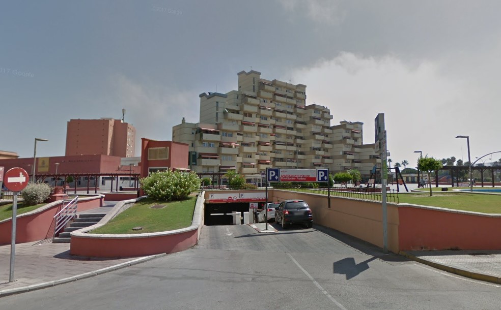 Parking constitucion