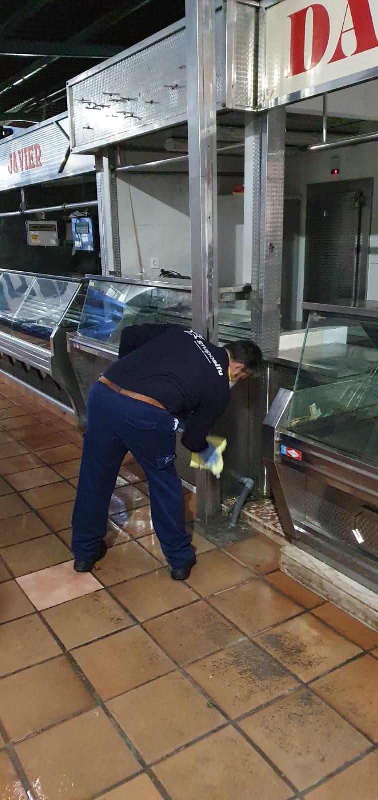 Limpieza mercado 4