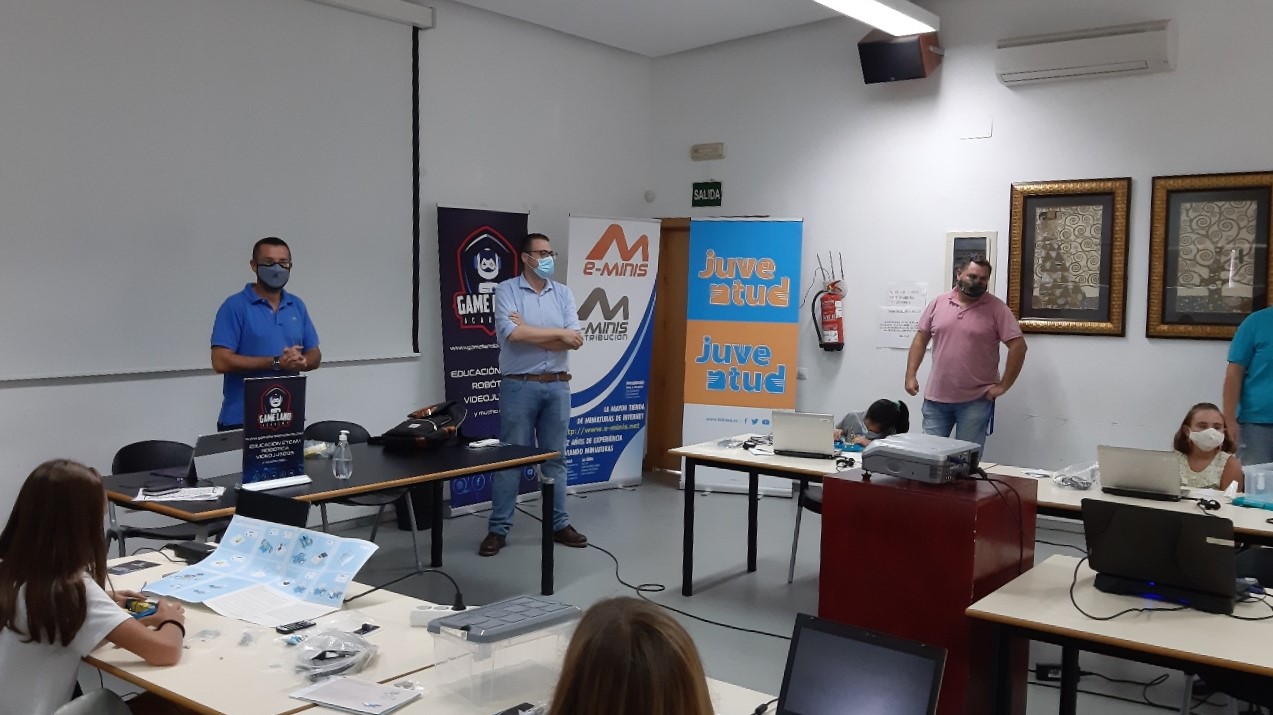 Visita a jornada robotica steamgirls