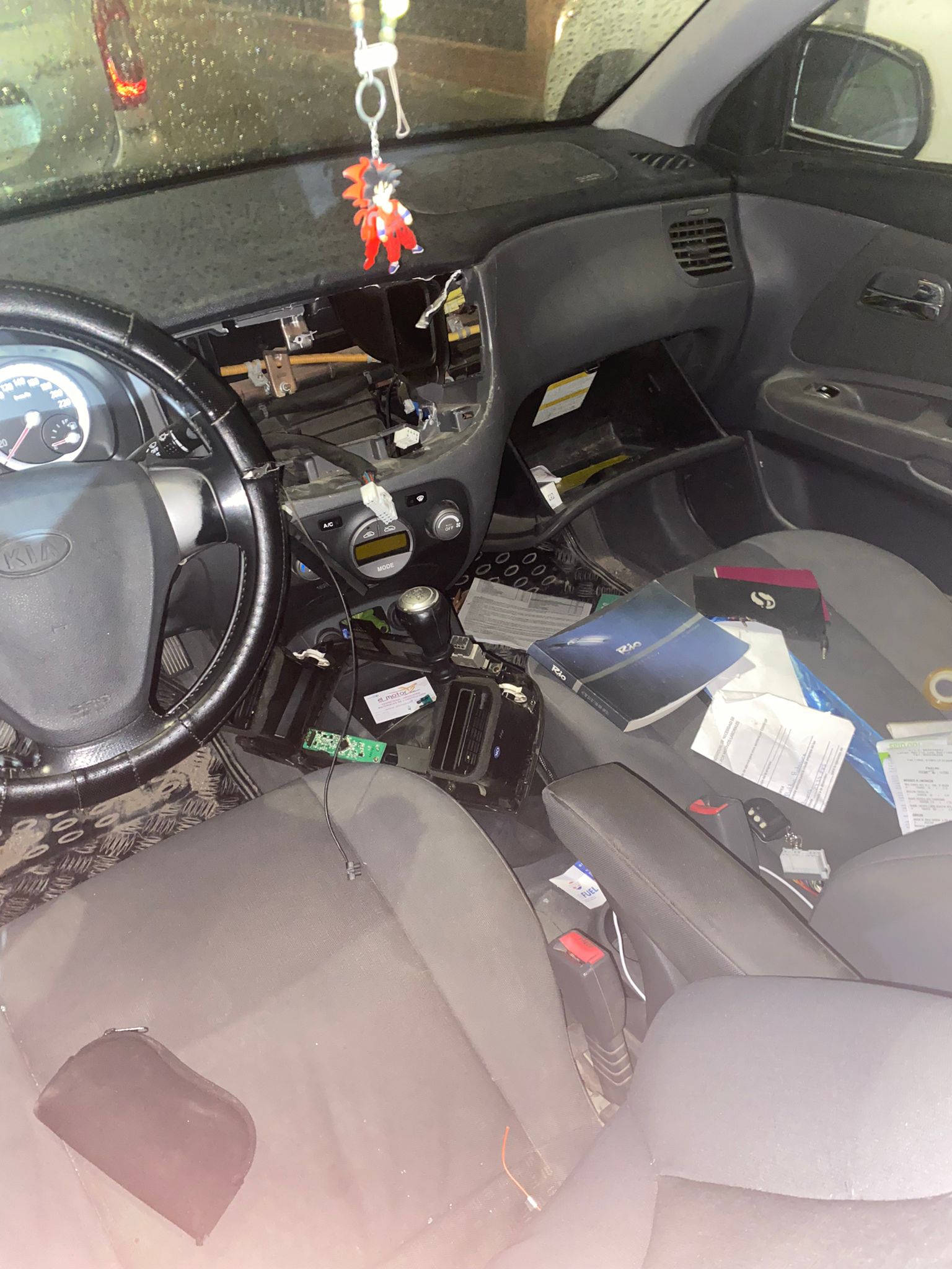Policia Local robo interior vehiculo