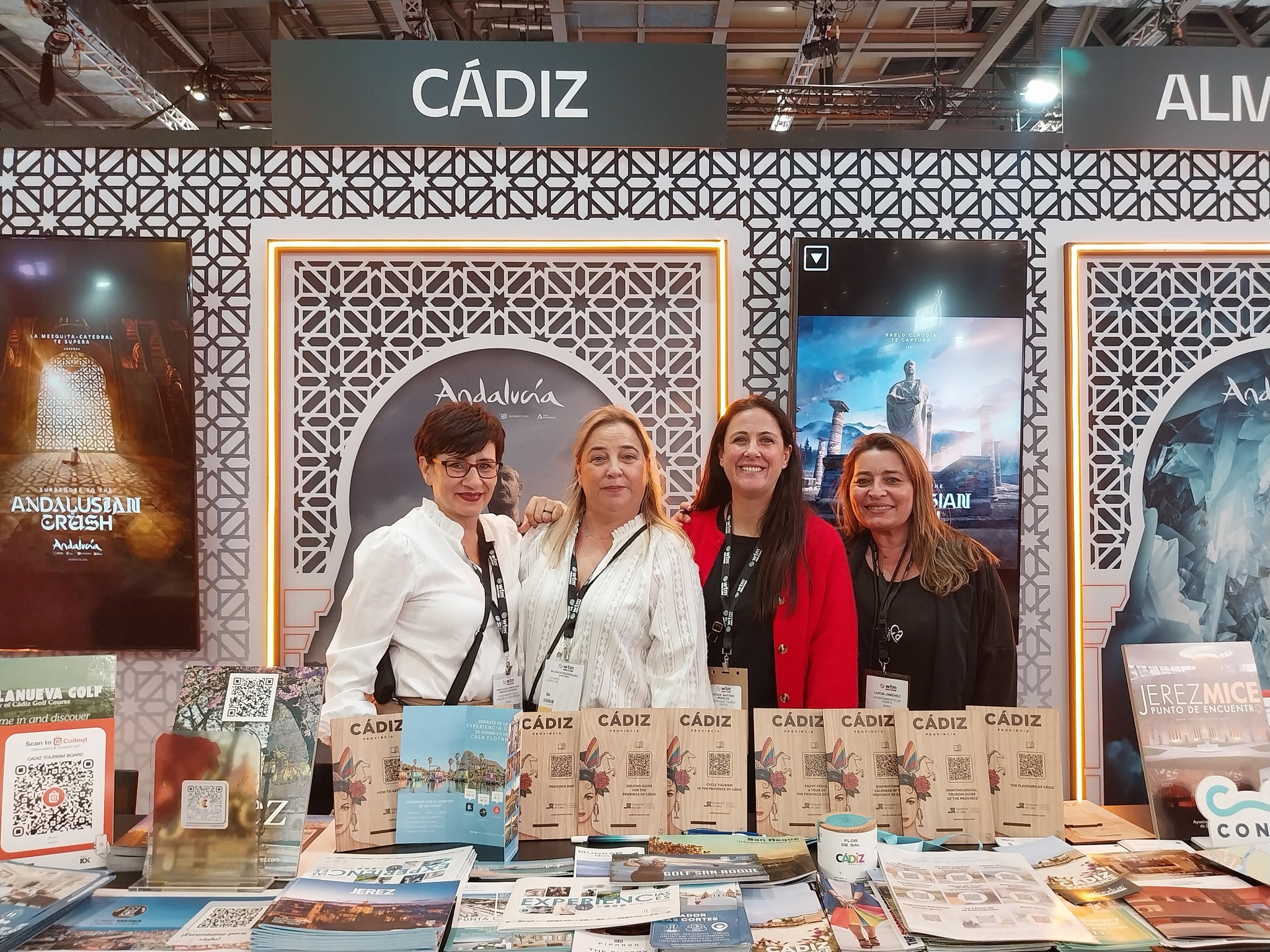 La Línea promotes tourism at World Travel Market in London